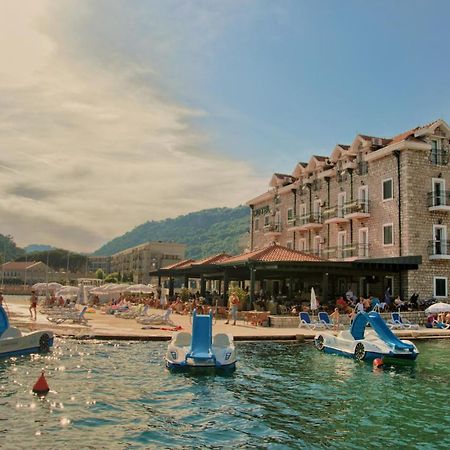 Hotel Rr ヘルツェグ・ノヴィ エクステリア 写真