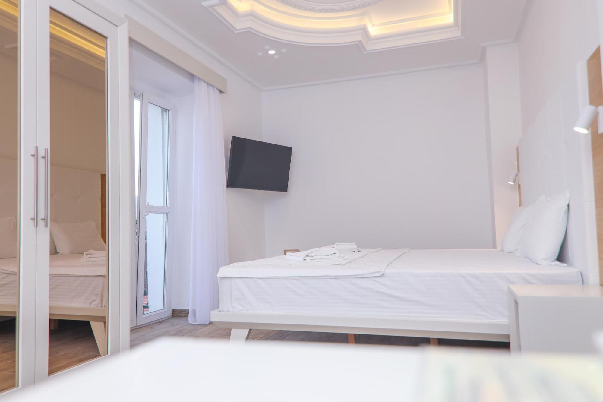 Hotel Rr ヘルツェグ・ノヴィ エクステリア 写真